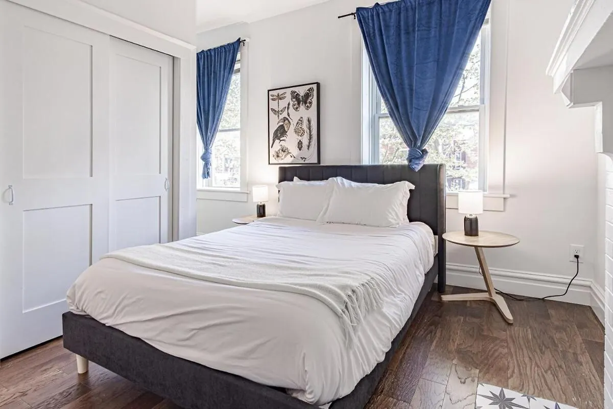 Holiday home Ann Avenue Charming 3 Bedroom Retreat Near Downtown St Louis Saint Louis