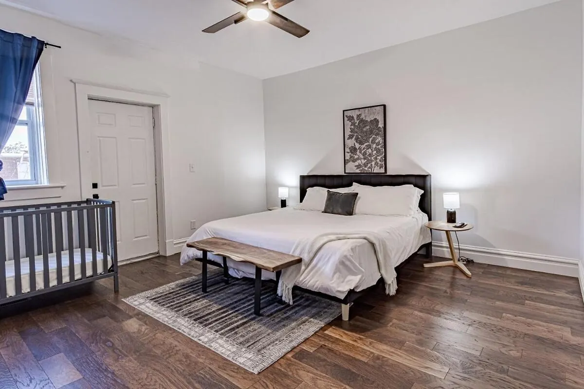 Holiday home Ann Avenue Charming 3 Bedroom Retreat Near Downtown St Louis Saint Louis